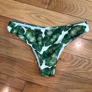 Bikini bottoms - leaf pattern
